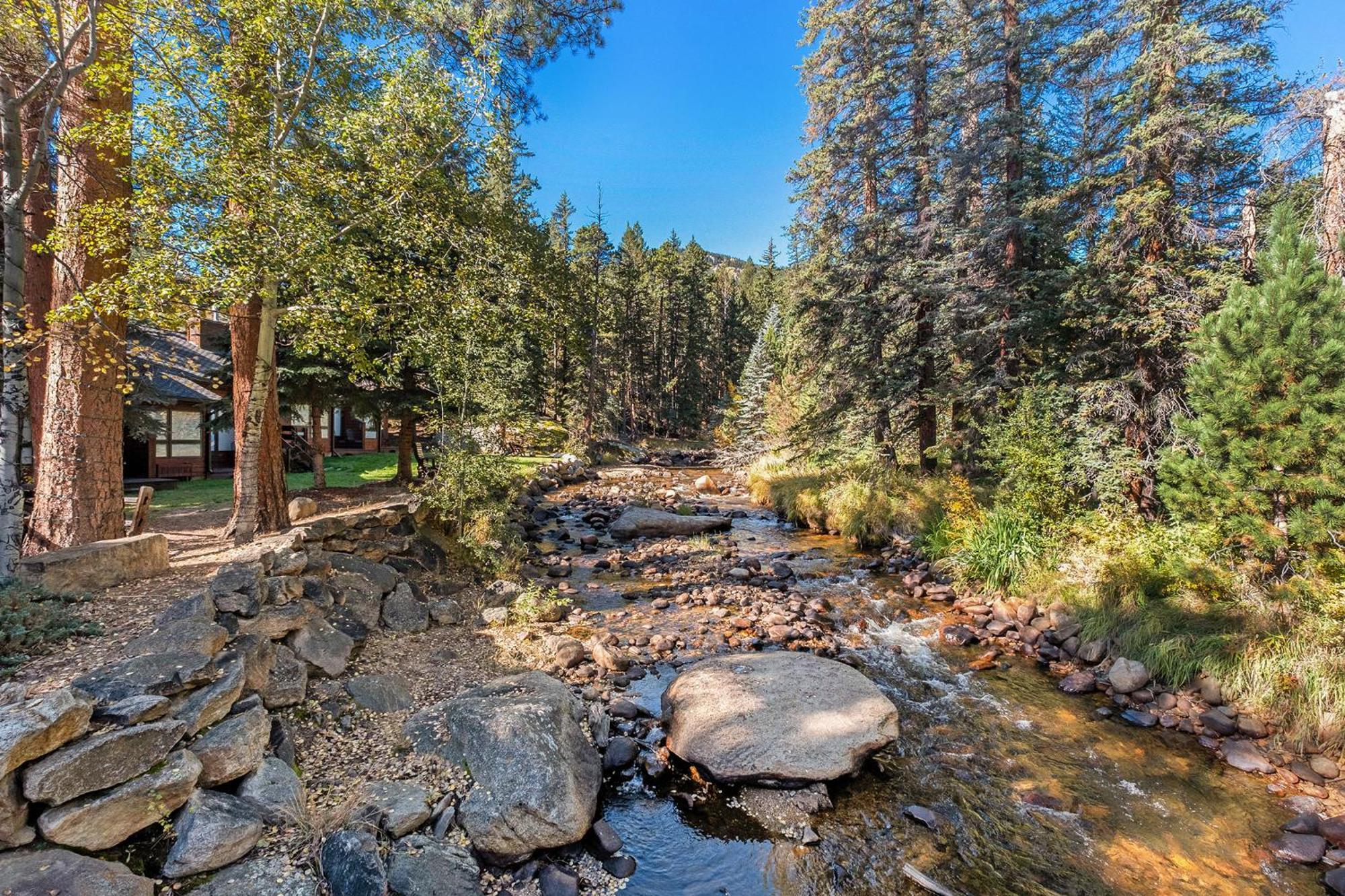 Boulder Brook On Fall River Estes Park Exteriér fotografie